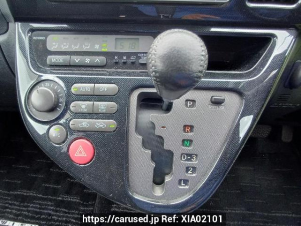 Used 2005 AT toyota wish ZNE10G Image[26]