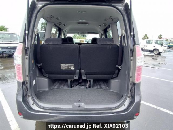 Used 2008 AT toyota noah ZRR70G Image[8]