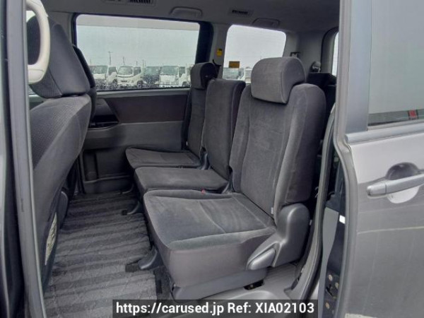 Used 2008 AT toyota noah ZRR70G Image[16]