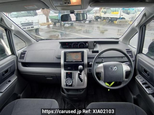 Used 2008 AT toyota noah ZRR70G Image[19]