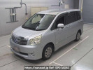 Toyota Noah ZRR70G