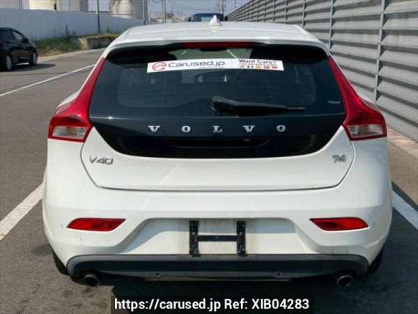 Used 2014 AT volvo v40 MB4164T Image[5]