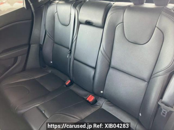 Used 2014 AT volvo v40 MB4164T Image[16]