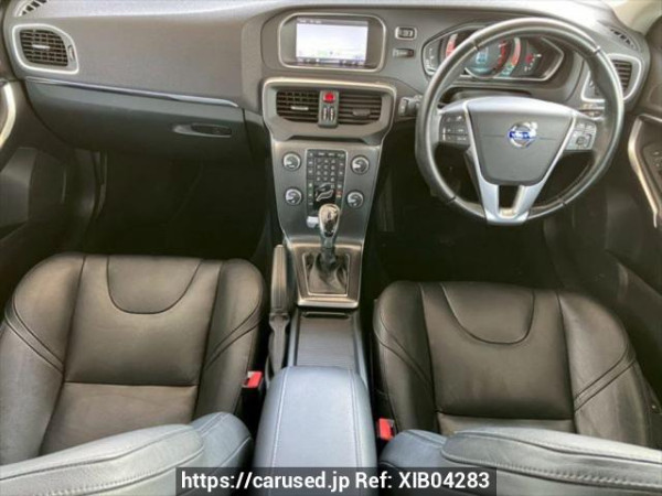 Used 2014 AT volvo v40 MB4164T Image[17]