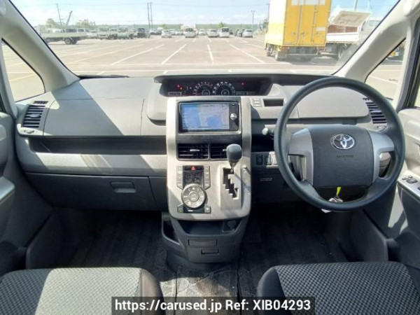 Used 2008 AT toyota noah ZRR70W Image[19]