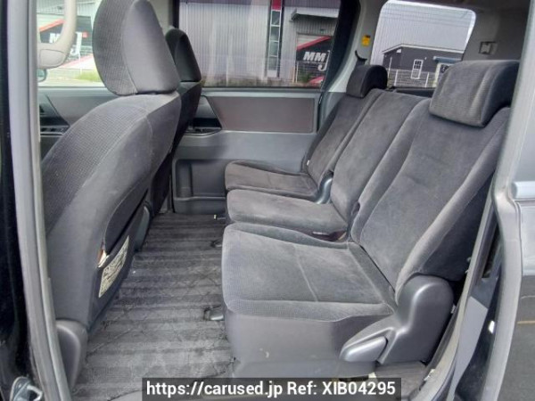 Used 2008 AT toyota voxy ZRR70G Image[16]