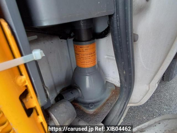 Used 2004 MT nissan caravan-bus DWMGE25 Image[39]