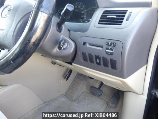Used 2005 AT toyota alphard ANH10W Image[33]