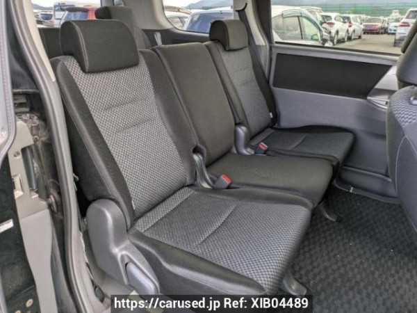 Used 2007 AT toyota noah ZRR70W Image[11]