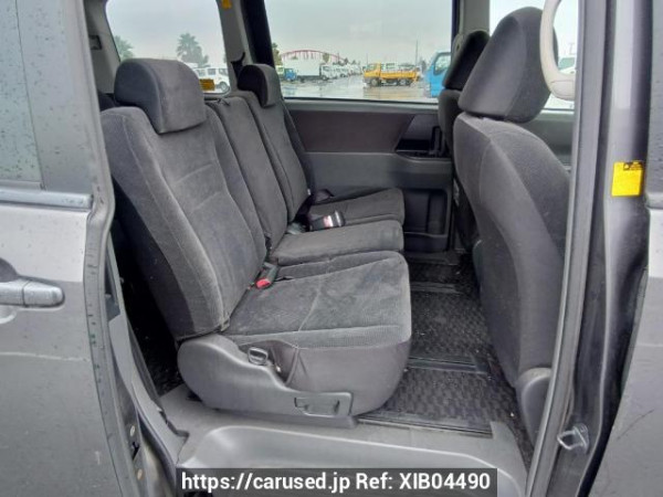 Used 2008 AT toyota noah ZRR70G Image[15]