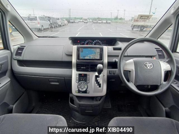 Used 2008 AT toyota noah ZRR70G Image[19]