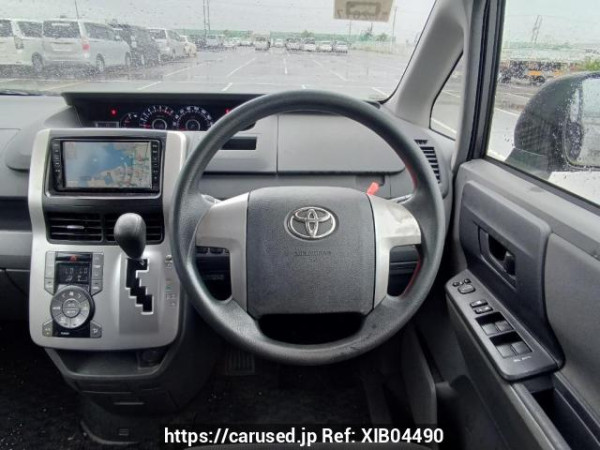 Used 2008 AT toyota noah ZRR70G Image[21]