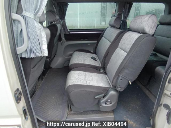 Used 2001 AT toyota regius-wagon RCH41W Image[13]