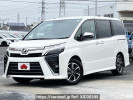 Toyota Voxy DBA-ZRR80W