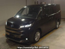 Toyota Noah ZWR90W
