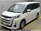 Toyota Noah MZRA90W