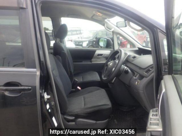 Used 2008 AT toyota noah ZRR70W Image[11]