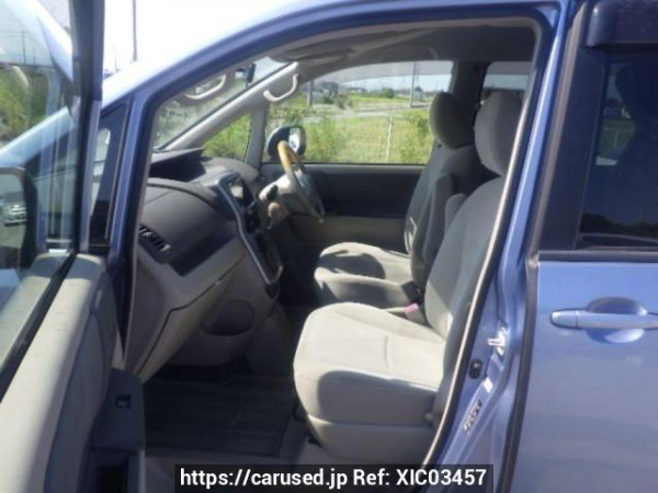 Used 2008 AT toyota noah ZRR70G Image[12]
