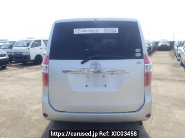 Used 2008 AT toyota noah ZRR70G Image[5]
