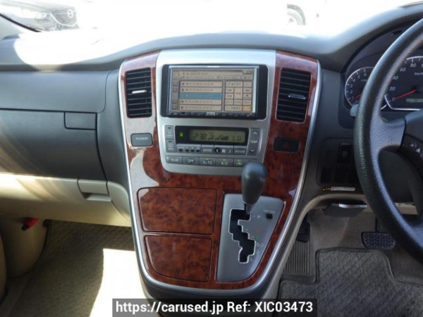 Used 2002 AT toyota alphard ANH10W Image[32]