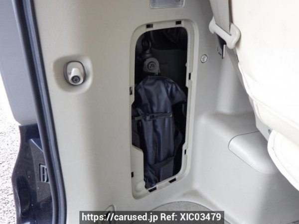 Used 2009 AT toyota noah ZRR70W Image[46]