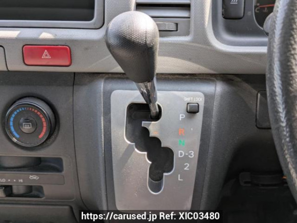 Used 2004 AT toyota hiace-van KDH205V Image[27]