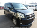 Toyota Noah ZRR70W