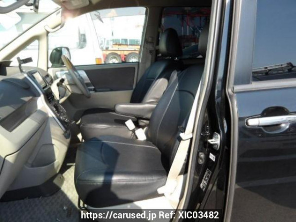 Used 2008 AT toyota noah ZRR70W Image[10]
