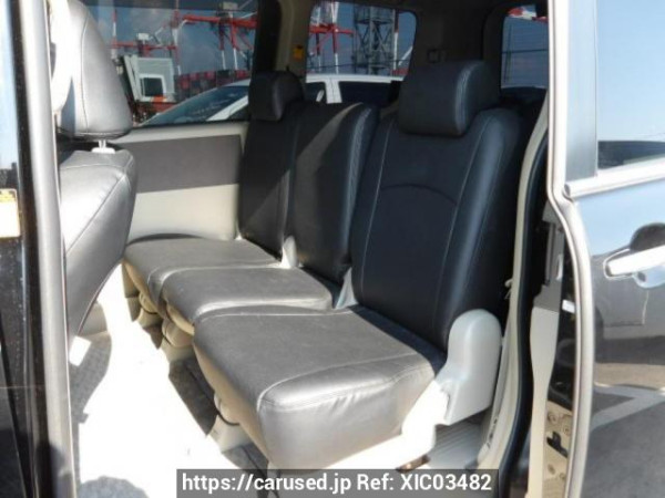 Used 2008 AT toyota noah ZRR70W Image[12]