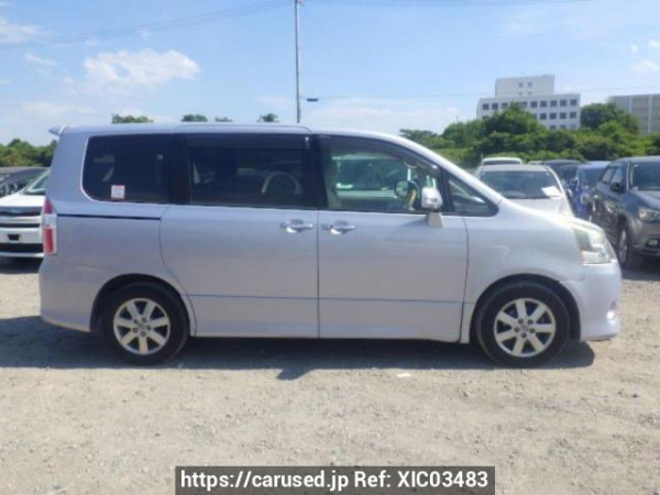 Used 2009 AT toyota noah ZRR70W Image[7]