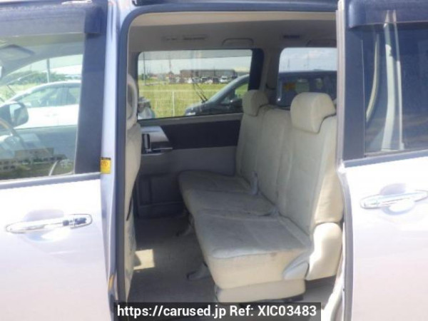 Used 2009 AT toyota noah ZRR70W Image[14]