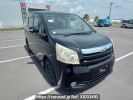 Toyota Noah ZRR70G