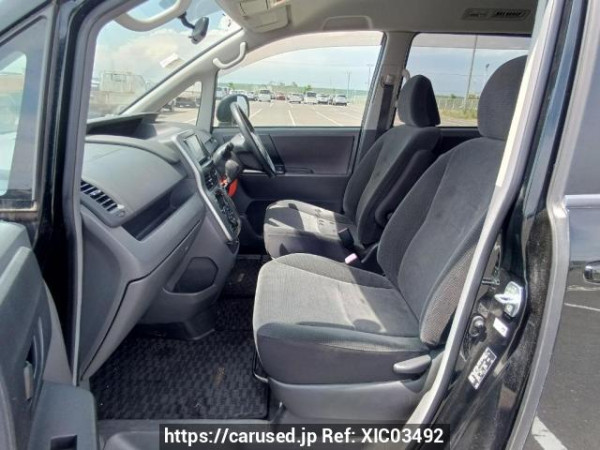 Used 2008 AT toyota noah ZRR70G Image[14]