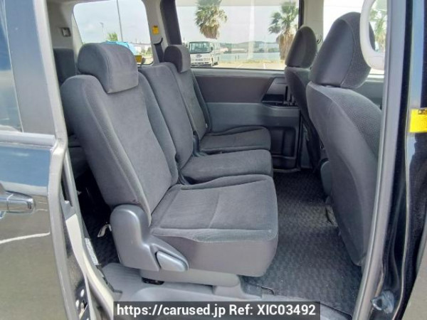 Used 2008 AT toyota noah ZRR70G Image[15]