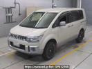Mitsubishi Delica D5 CV5W