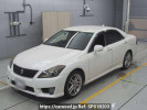 Toyota Crown GRS200