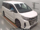 Toyota Noah ZRR80W