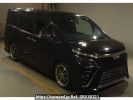 Toyota Voxy ZRR80W