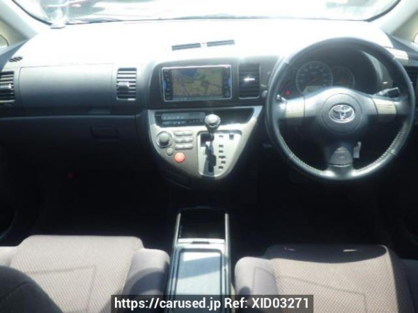 Used 2004 AT toyota wish ZNE10G Image[16]