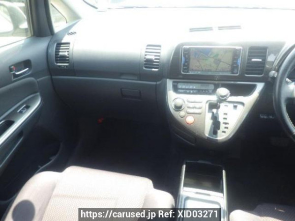 Used 2004 AT toyota wish ZNE10G Image[17]