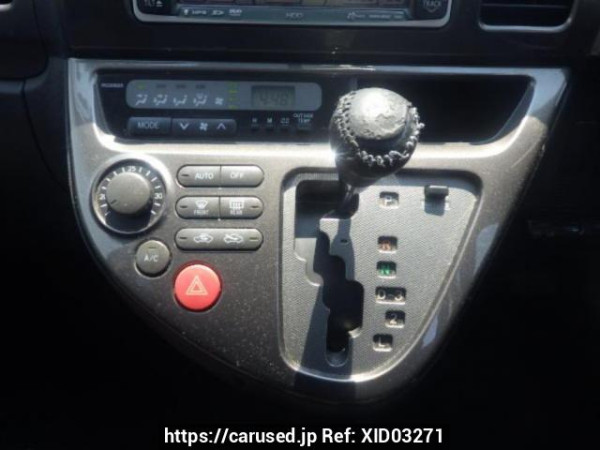 Used 2004 AT toyota wish ZNE10G Image[22]