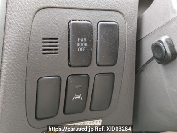 Used 2004 AT toyota alphard ANH10W Image[25]