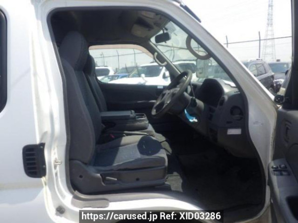Used 2003 AT nissan caravan-bus DWMGE25 Image[11]