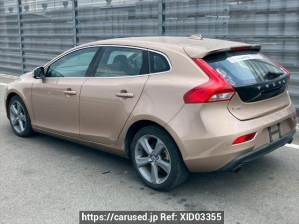 Used 2013 AT volvo v40 MB4164T Image[4]