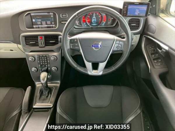 Used 2013 AT volvo v40 MB4164T Image[19]