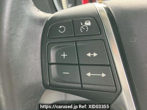 Used 2013 AT volvo v40 MB4164T Image[22]