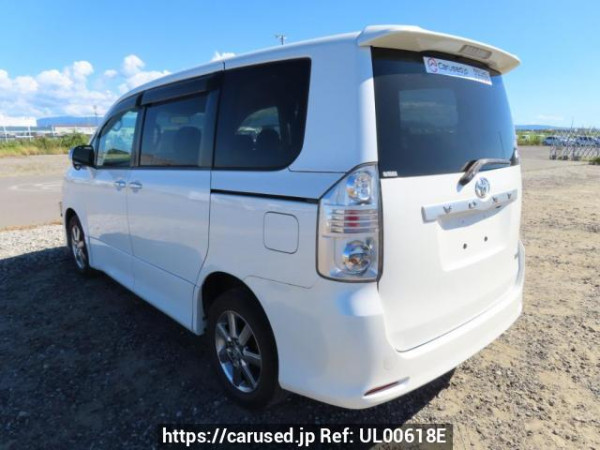 Used 2009 AT toyota voxy ZRR75W Image[4]