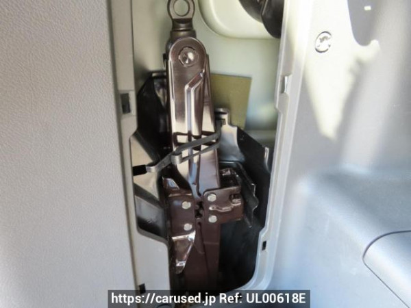 Used 2009 AT toyota voxy ZRR75W Image[46]