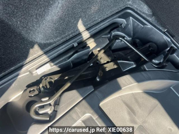 Used 2004 AT toyota allex NZE121 Image[32]