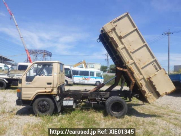 Used 1987 MT toyota dyna-truck BU64D Image[3]
